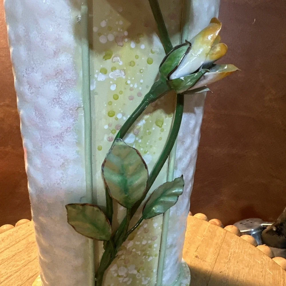 Galvanize/Metal Footed Planter/Vase With Hand Painted 3D Pink-yellowRoses 10.5